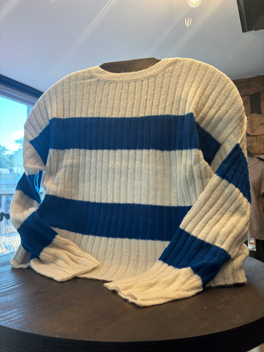 Round Neck Stripe Sweater