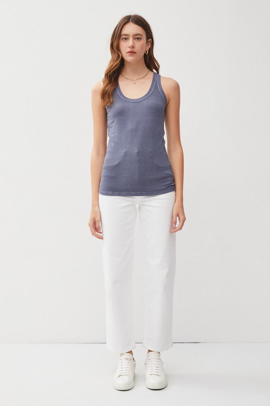 Ribbed Scoop Tank